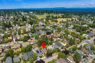 826 NE 80th St, Seattle, WA 98115 - Photo 40