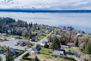 18814 94th Dr NW, Stanwood, WA 98292 - Photo 2