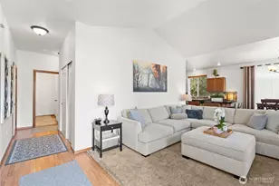 814 10th St SE, Puyallup, WA 98372 - Photo 6