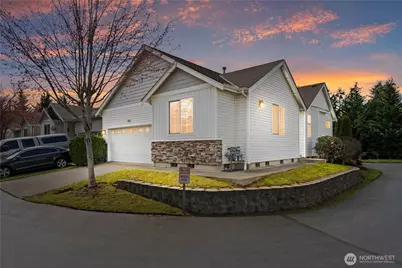 814 10th Street SE, Puyallup, WA 98372 - Photo 2