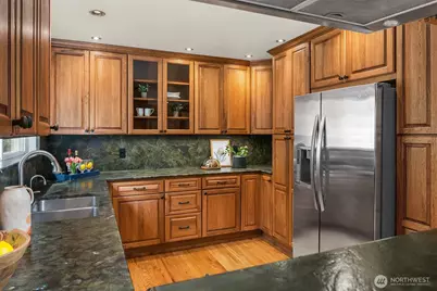 14335 109th Avenue NE, Kirkland, WA 98034 - Photo 8