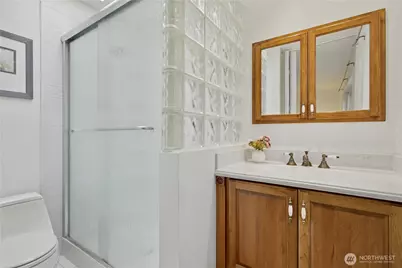 14335 109th Avenue NE, Kirkland, WA 98034 - Photo 12