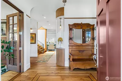 3723 41st Avenue SW, Seattle, WA 98116 - Photo 10