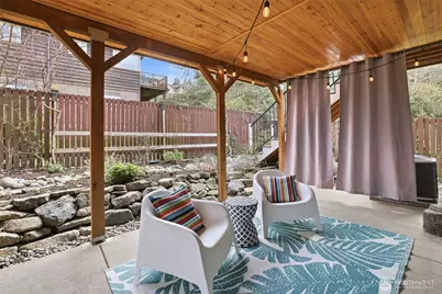 4606 41st Avenue S, Seattle, WA 98118 - Photo 32