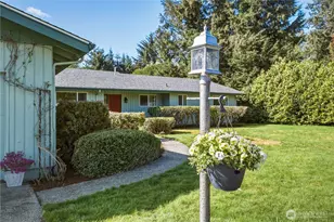 10923 7th Ave SE, Olympia, WA 98513 - Photo 2