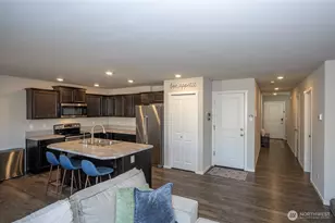 18703 108th Ave E, Puyallup, WA 98374 - Photo 4