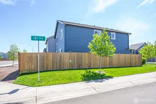 18703 108th Ave E, Puyallup, WA 98374 - Photo 38