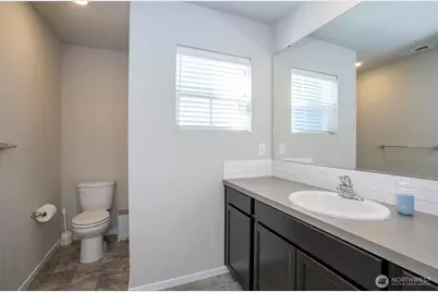 18703 108th Avenue E, Puyallup, WA 98374 - Photo 20