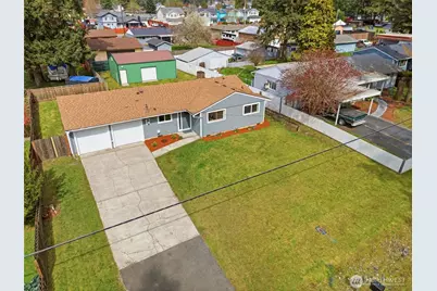 427 174th Street S, Spanaway, WA 98387 - Photo 2