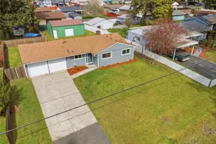 427 174th St S, Spanaway, WA 98387 - Photo 2