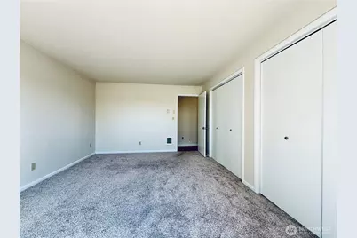 743 Marine View Drive #8, Longview, WA 98632 - Photo 16