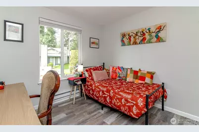 527 S 323rd Place #18B, Federal Way, WA 98003 - Photo 16