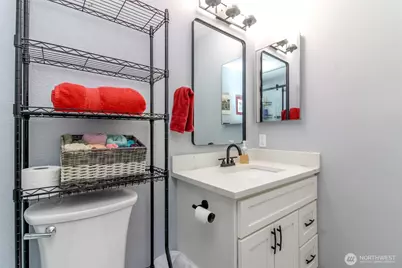 527 S 323rd Place #18B, Federal Way, WA 98003 - Photo 18