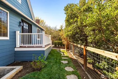 715 NE 60th Street, Seattle, WA 98115 - Photo 40