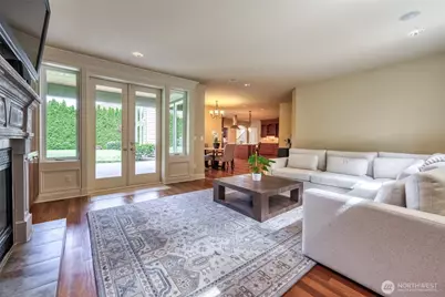 8225 155th Avenue SE, Newcastle, WA 98059 - Photo 20