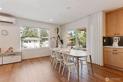 15538 NE 15th Place #301, Bellevue, WA 98007 - Photo 12