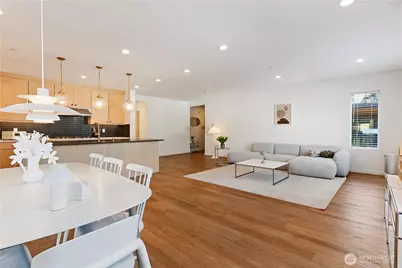 15538 NE 15th Place #301, Bellevue, WA 98007 - Photo 10