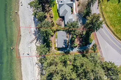 215 S Harrington Lagoon Road, Coupeville, WA 98239 - Photo 4