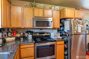 6849 SW 183rd Ave SW, Rochester, WA 98579 - Photo 12