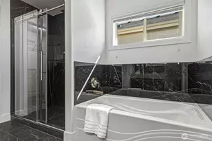 20042 94th Ave NE, Bothell, WA 98011 - Photo 32