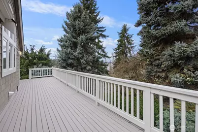 1665 204th Avenue NE, Sammamish, WA 98074 - Photo 32