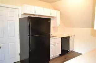 3303 S 64th St, Tacoma, WA 98409 - Photo 8