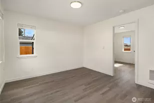 420 107th Pl SW, Everett, WA 98204 - Photo 8