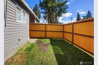 420 107th Place SW #2, Everett, WA 98204 - Photo 6