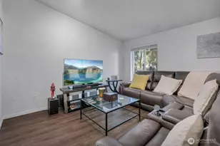 4615 Grandview Dr W, University Place, WA 98466 - Photo 6