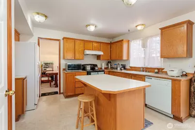 20405 24th Avenue W, Lynnwood, WA 98036 - Photo 12