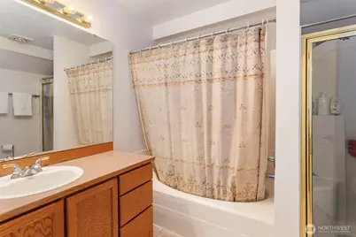 20405 24th Avenue W, Lynnwood, WA 98036 - Photo 22