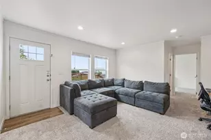 4604 Yorkshire Dr, Anacortes, WA 98221 - Photo 4