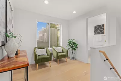 2011 Dexter Avenue N #A, Seattle, WA 98109 - Photo 14