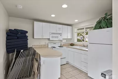 12631 NE 9th Place #C205, Bellevue, WA 98005 - Photo 20