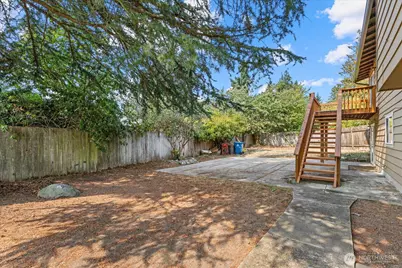 18408 63rd Pl W, Lynnwood, WA 98037 - Photo 4