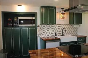 402 California Ave-N, Rainier, WA 98576 - Photo 8