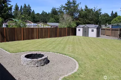 402 California Avenue N, Rainier, WA 98576 - Photo 26