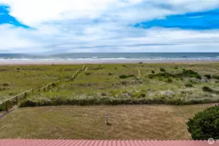 401 Wind Sand Ln W, Grayland, WA 98547 - Photo 2