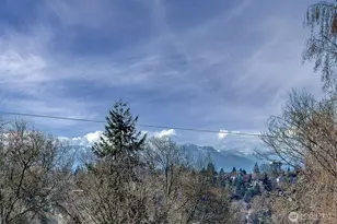 2660 9th Ave W, Seattle, WA 98119 - Photo 38