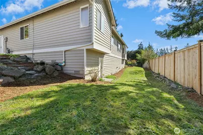21808 87th Place W, Edmonds, WA 98026 - Photo 36