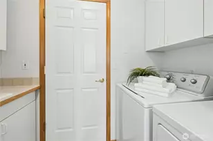 21808 87th Pl W, Edmonds, WA 98026 - Photo 32