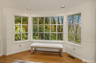 8910 SE 54th St, Mercer Island, WA 98040 - Photo 12