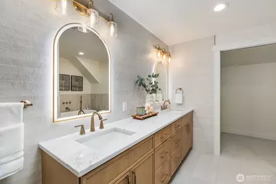 306 NW 45th Street, Seattle, WA 98107 - Photo 24