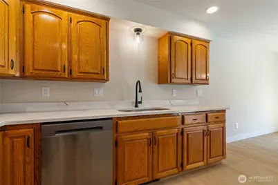 1178 E Grover Street #101, Lynden, WA 98264 - Photo 8