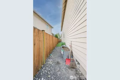 12707 12th Dr SE, Everett, WA 98208 - Photo 36