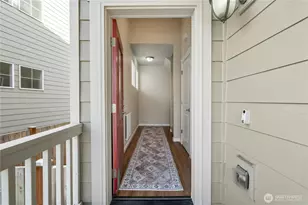 527 Pilchuck Path, Everett, WA 98201 - Photo 4