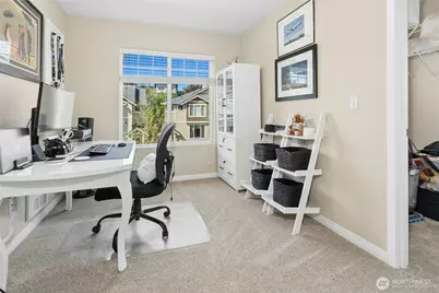 527 Pilchuck Path, Everett, WA 98201 - Photo 24