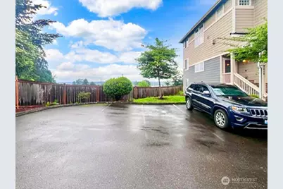 527 Pilchuck Path, Everett, WA 98201 - Photo 36