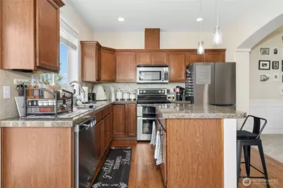 527 Pilchuck Path, Everett, WA 98201 - Photo 12