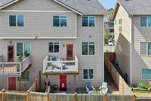 527 Pilchuck Path, Everett, WA 98201 - Photo 34